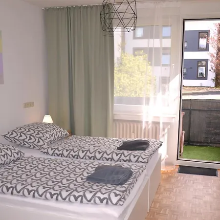 Art - Helles Mit Balkon & Netflix Apartman